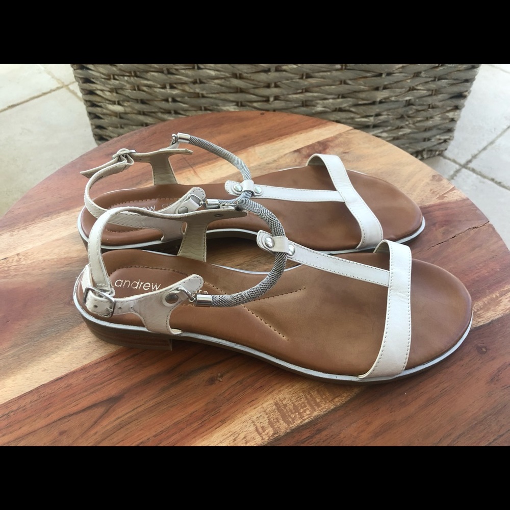 ANDREW GELLER WHITE LEATHER SANDALS